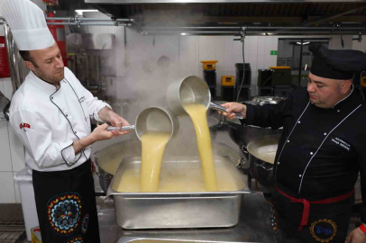 Afet tırı İstanbulluların yanında