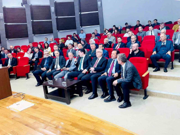 Sakarya, Kocaeli ve Düzce’deki acil sağlık hizmetlerinin genel durumu bu toplantıda masaya yatırıldı