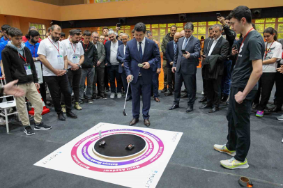 SUBÜ’de düzenlenen Robot ve Teknoloji Olimpiyatları bir ilk oldu