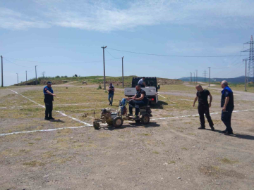 Kurban satış alanında çizgiler çekildi