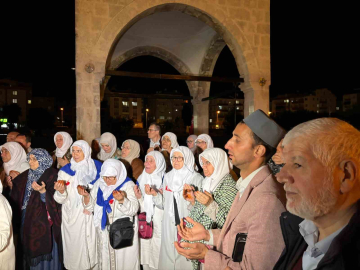 Edirne’de 76 kişilik hac kafilesi dualarla uğurlandı