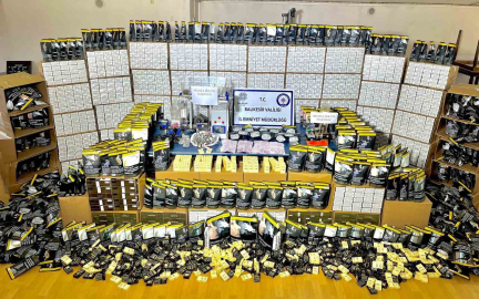 Gönen’de kaçak tütün operasyonu: 5 şüpheli gözaltında