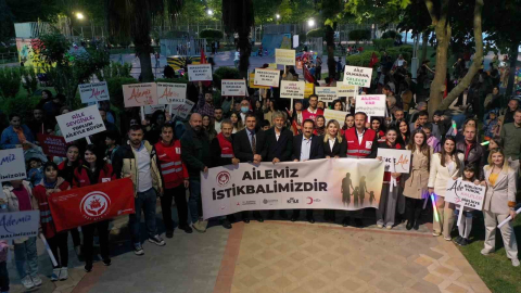 Başiskele’de aileler istikbal için yürüdü