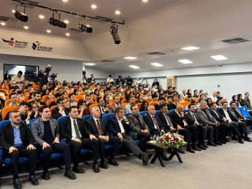 Bakan Kacır: "Savunma sanayisinde dünyada yüzde 68’lik bir pazar payıyla dünya birincisi olmayı başardık"