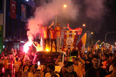 Edirne’de Galatasaray’ın şampiyonluğu coşkuyla kutlandı