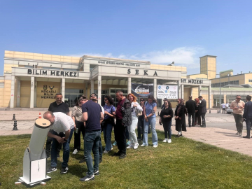 Gençler gökyüzünün sırlarını keşfettiler