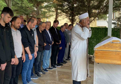 Derede boğulan çocuk son yolculuğuna uğurlandı