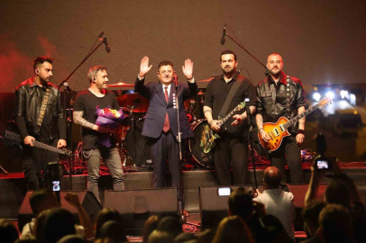 Çekmeköy Gençlik Festivali’nde PERA rüzgarı