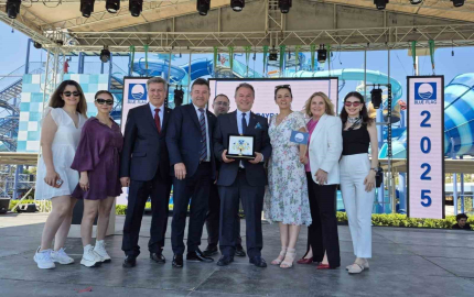 Büyükşehir Belediyesi’ne ‘En İyi Çevre Eğitim Etkinlikleri Ödülü’