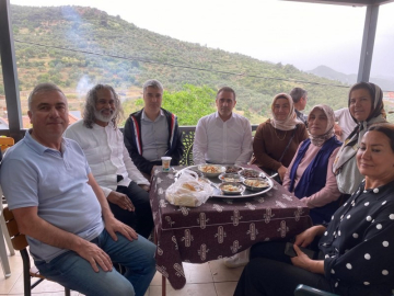 Burhaniye’de Kaymakam Memiş, Dutluca hayrına katıldı