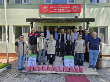 Orhaneli’de çiftçilere kuru fasulye desteği
