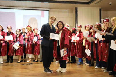 Bilgelik Programı’nda ikinci bahar: 60 yaş üstü mezunların gurur günü