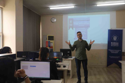 Büyükşehir’den üniversitelilerin gelişimine destek