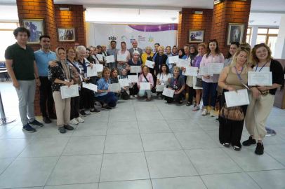 Edremit’te kadınların yerel yönetime katılımı güçleniyor