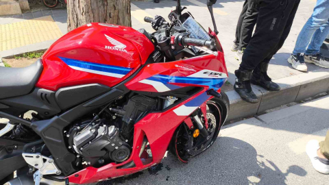 Beşiktaş’ta kafa kafaya çarpışan 2 motosiklet sürücüsü yaralandı