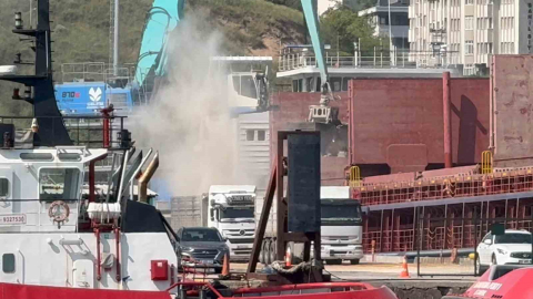 Çelebi Limanı kirlilik saçıyor, Bandırma Körfezi ölüyor