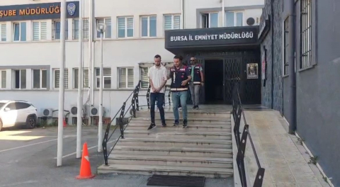 Bursa’da 700 bin liralık "Altın dolandırıcılığı": 2 şüpheli tutuklandı