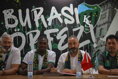 Anfernee Jamal Dijksteel resmen Kocaelispor’da