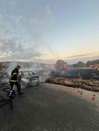 Çanakkale’de yanan araçtaki alevler tarlaya sıçradı