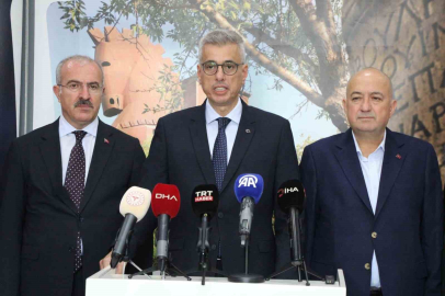 Sağlık Bakanı Memişoğlu: "İnşallah 2026’nın ilk yarısında Türkiye kendi SMA ilacını üretip nadir hastalıklarla ilgili bir adım atacak"