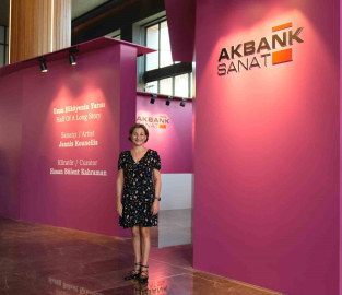 Akbank Sanat, Contemporary Istanbul’da "Uzun Hikâyenin Yarısı" sergisi ile yer alıyor