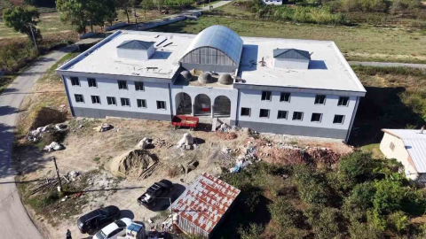 Yufkadan fındığa, gönülden tuğlaya: Kaynarca halkı Kur’an Kursu için el ele