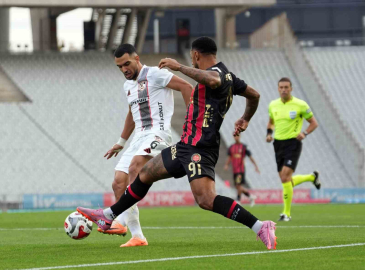 Trendyol Süper Lig: Fatih Karagümrük: 0 - Gaziantep FK: 0 (Maç devam ediyor)