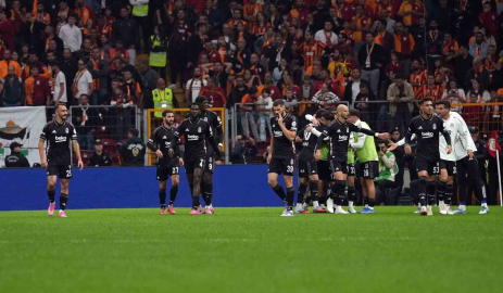 Kartal ilk 15 dakikada uçuyor