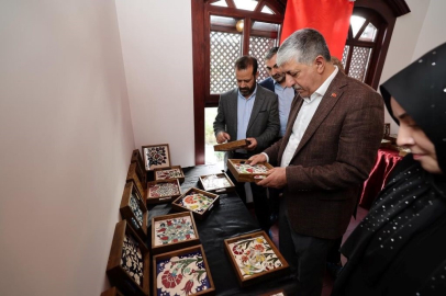 Kadınların el emeği eserlerine tam not