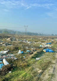 Nilüfer Belediyesi, insanların doğaya attığı molozları kamyon kamyon temizledi