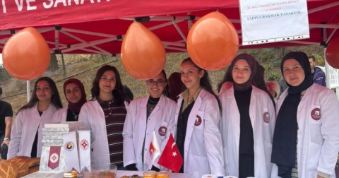 Bilecik’te gıda teknolojisi öğrencileri festivale damga vurdu