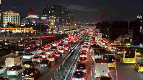 İstanbul’da trafik yoğunluğu yüzde 78’e ulaştı