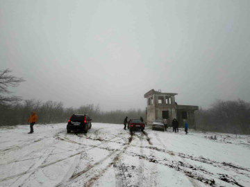 Çanakkale’de mevsimin ilk karı yağdı