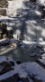 Kaz Dağları’nda görsel şölen; -12 derecede donan şelale büyüledi