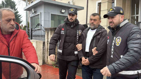 Eşini ve MHP ilçe başkanını öldüren emekli polis tutuklandı