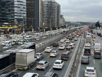 İstanbul’da trafik yoğunluğu yüzde 80’e ulaştı