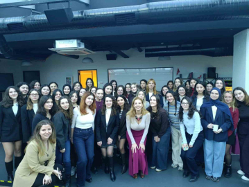 L’Oréal Türkiye, Uluslararası Bilimde Kadın ve Kız Çocukları Günü’nde genç kadınlarla buluştu