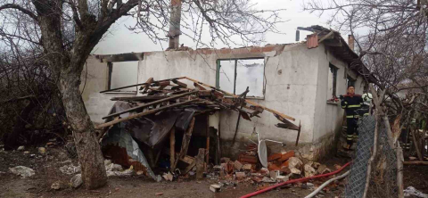 Bilecik’te yangın çıkan ev kullanılmaz hale geldi