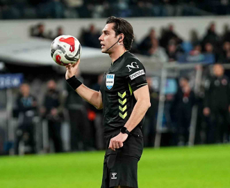 Trendyol Süper Lig: RAMS Başakşehir: 1 - Beşiktaş: 1 (İlk yarı)