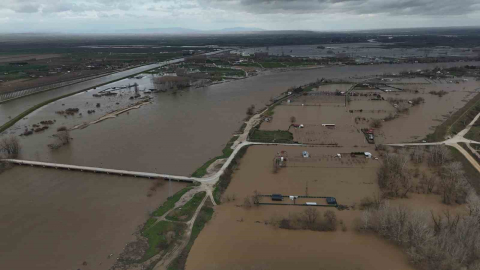 Tunca ve Meriç’te taşkın havadan görüntülendi