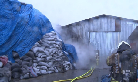 Eyüpsultan’da 3 iş yerinde yangın