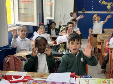 Restore edilen Kağıthane Yaşar Doğu İlkokulu hizmete açıldı