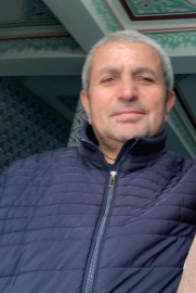 Fikri Işık’ın kuzeni camide geçirdiği kalp krizi sonucu hayatını kaybetti