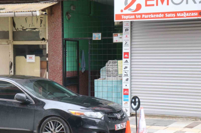 Sakarya’da sokak arasındaki sırrı çözülemeyen türbe merak konusu oldu