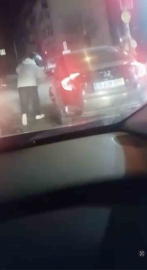 Bursa’da trafikte motosikletliye kadın sürücüden tekme ve tokatlı saldırı