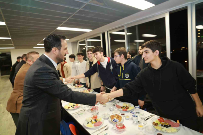 Arnavutköy’de Ramazan coşkusuna AK Parti İstanbul İl Başkanı Abdullah Özdemir eşlik etti