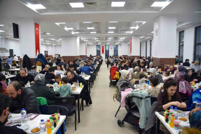 BŞEÜ personeli iftar yemeğinde bir araya geldi