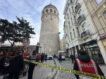 Galata Kulesi’nden atlayan kadın hayatını kaybetti