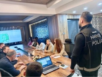 Bilecik’te ‘Sessiz Kalma, Fark Et, Önle’ narkotik eğitimi