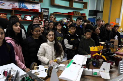 Ortaokul öğrencileri üniversite ortamını yakından tanıdı